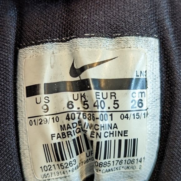 Nike Shox 407636-001 Black/White Metallic Women's Size 9 Basketball. Great condi - Picture 8 of 10